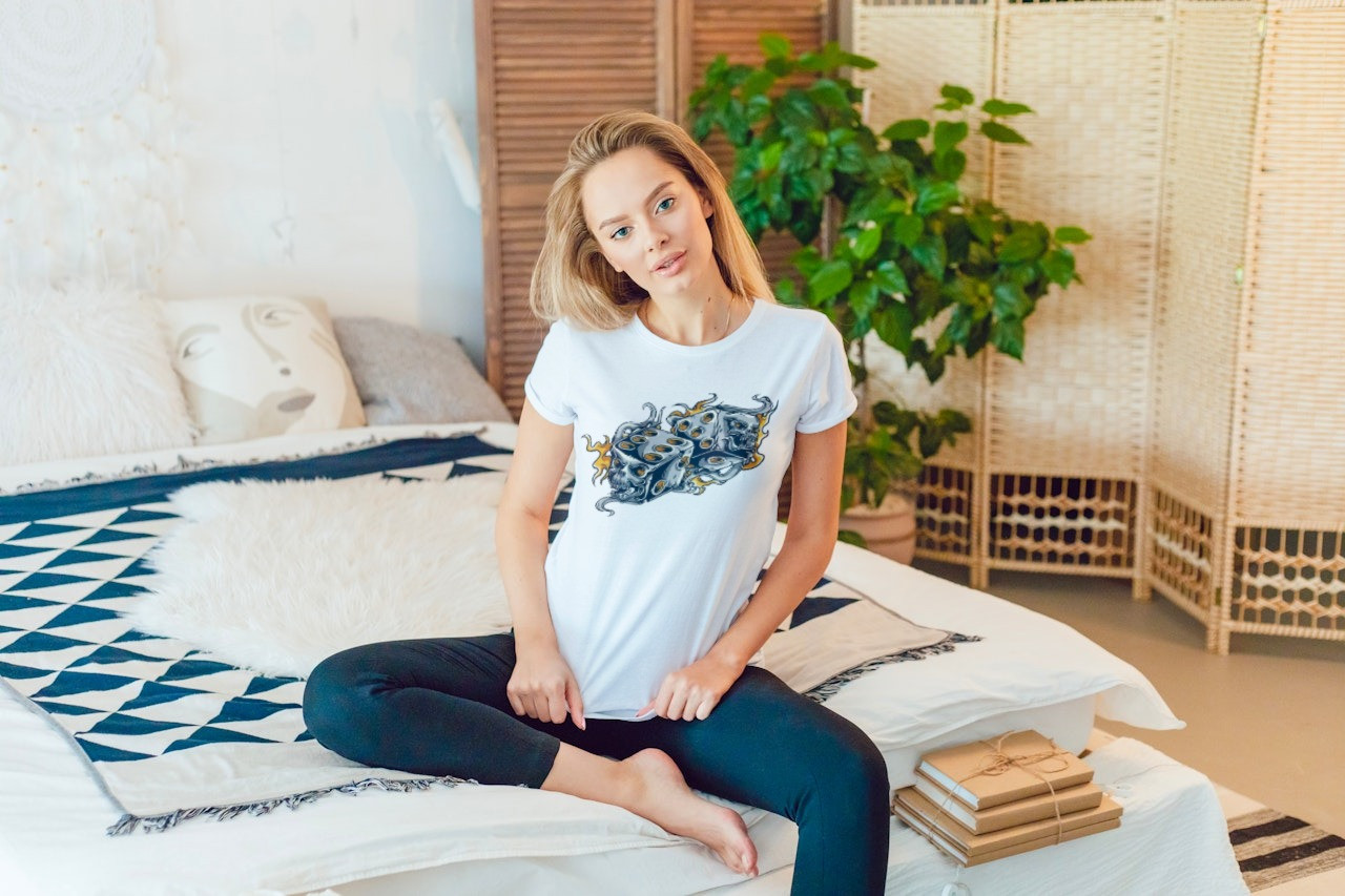 Woman Round Neck T-Shirt Code-0009