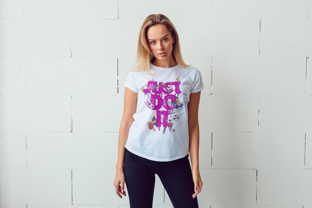Woman Round Neck T-Shirt