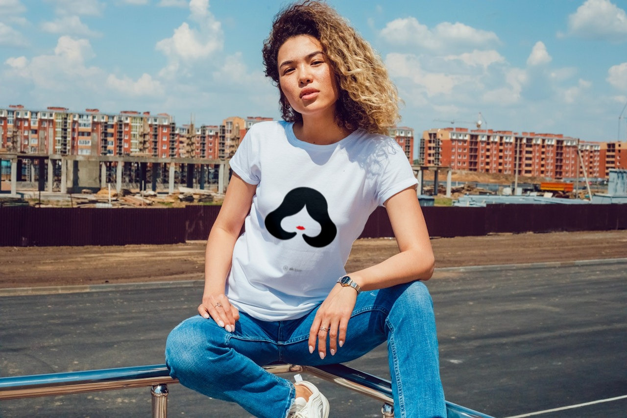 Woman Round Neck T-Shirt