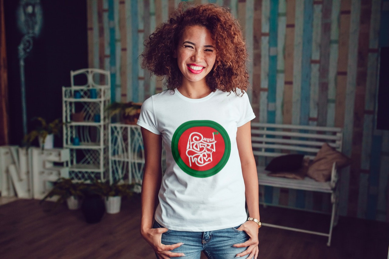 Woman Round Neck T-Shirt