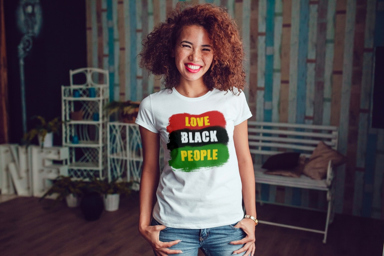 Woman Round Neck T-Shirt
