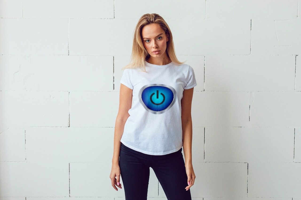 Woman Round Neck T-Shirt